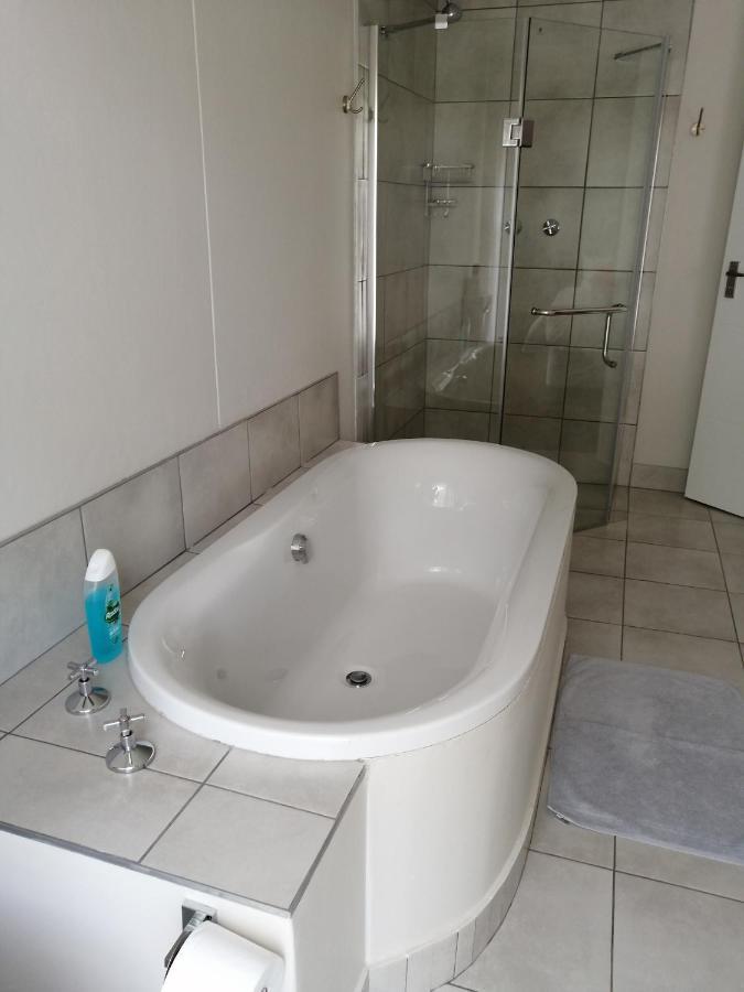 Park Living Guesthouse 布隆方丹 外观 照片